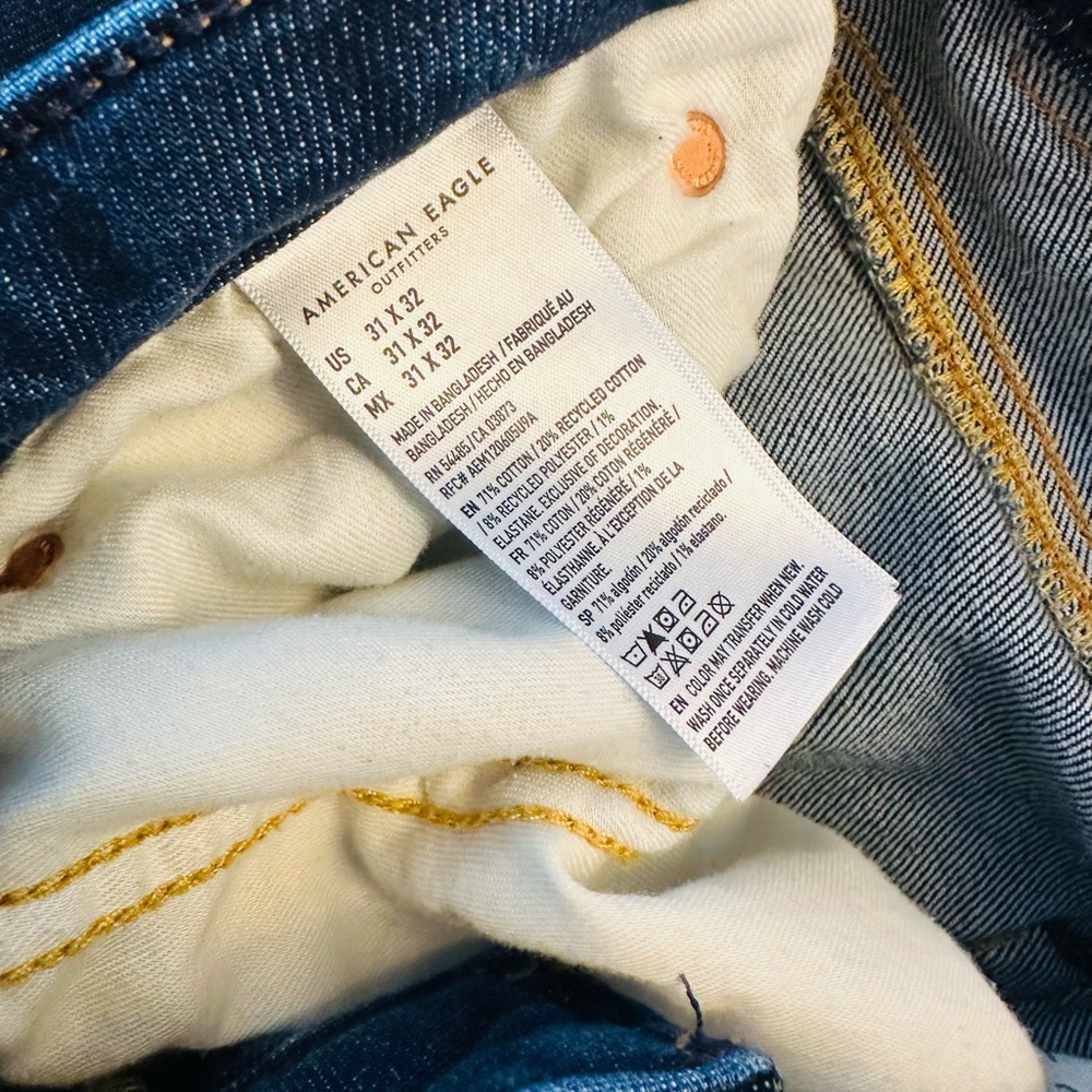 American Eagle Straight Denim Jeans Bundle - Light & Dark Wash Pair Mens 31x32 - Picture 6 of 15